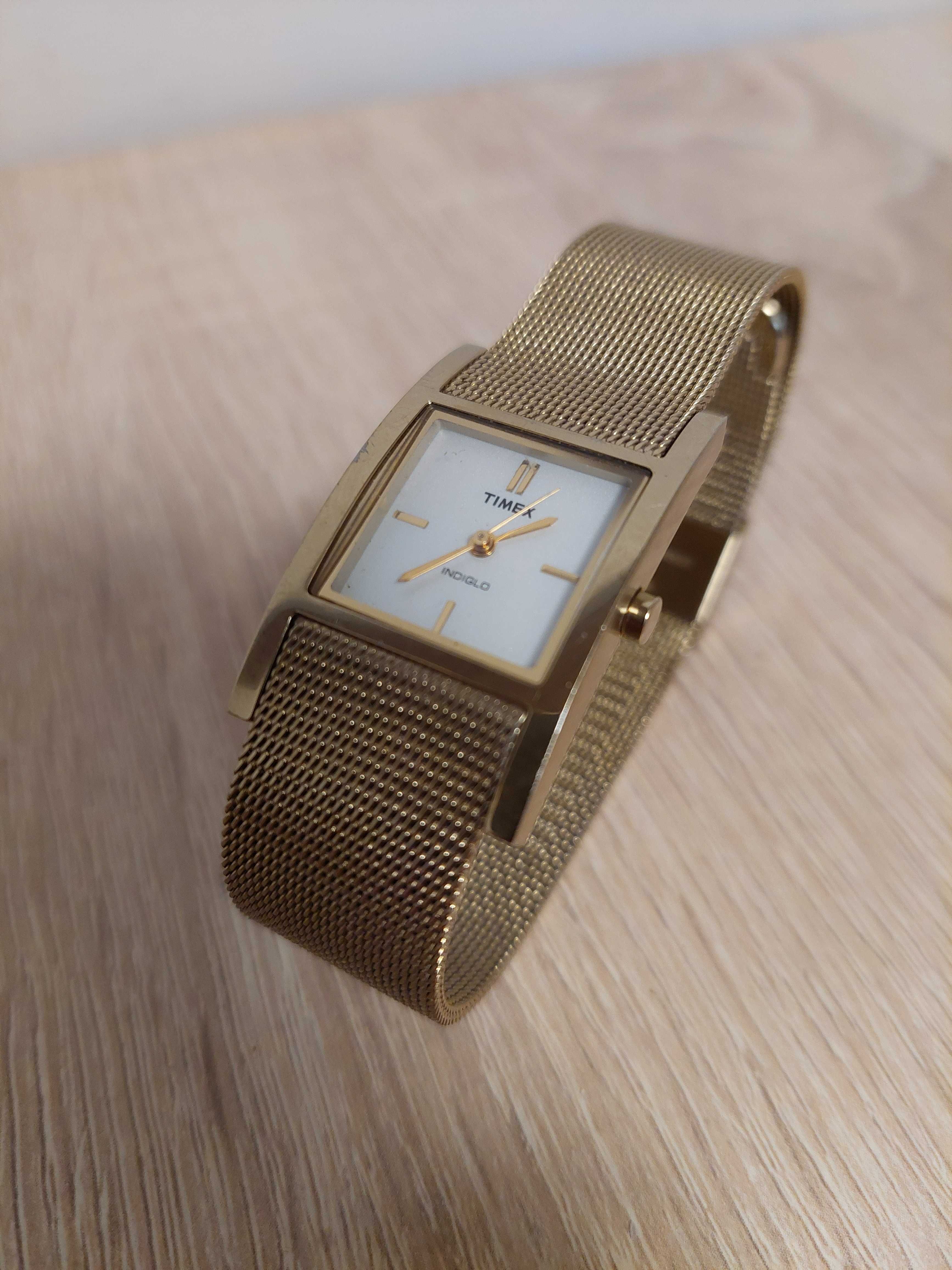 Zegarek damski TIMEX-model Indiglo-uszkodzony