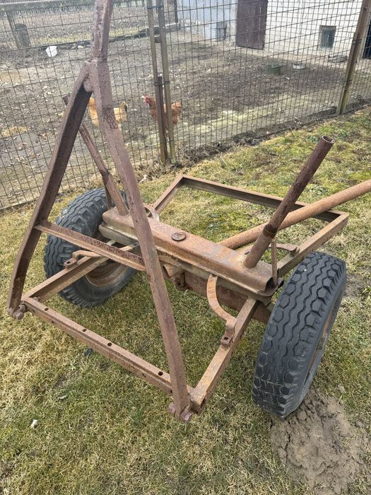 Wóz konny do ciagnika lekki metalowy koła 13