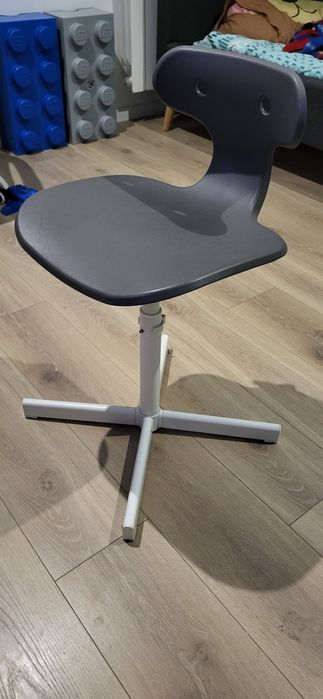 Sprzedam krzesło do biurka ikea