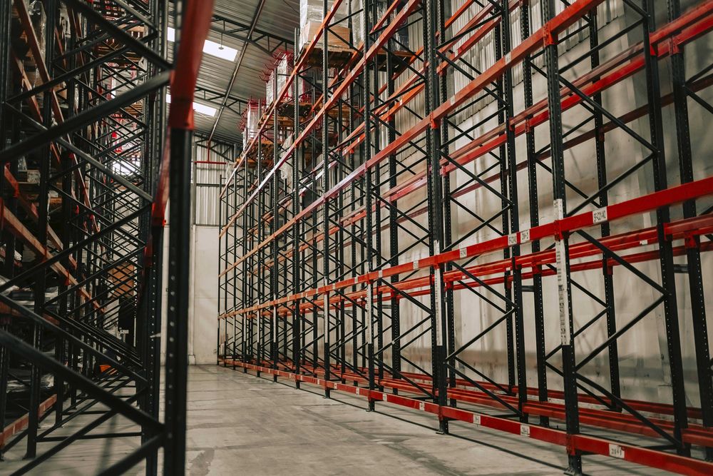 Estantes para várias finalidades / Estantes Industriais/ Rack