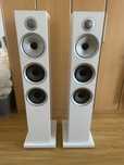 Kolumny Bowers & Wilkins 704 S2