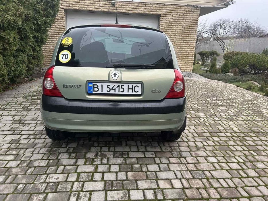Renault  Clio 2003