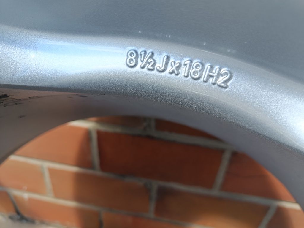 Felgi azev aluminium A 18x8.5 5x112 et30