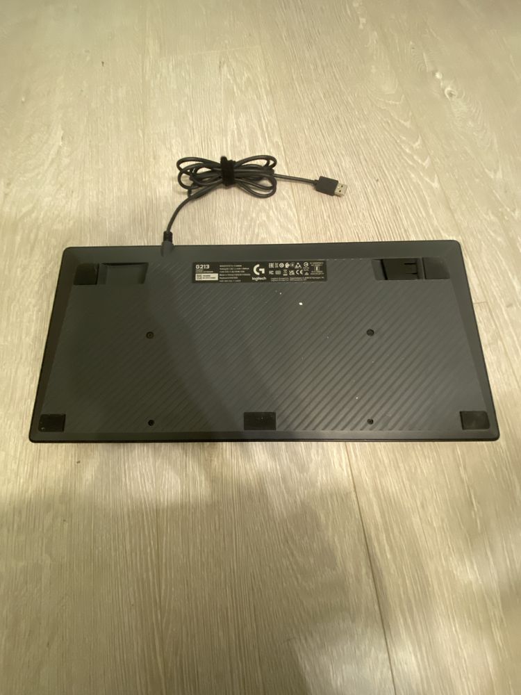Klawiatura RGB Logitech G213 (z gratisem)