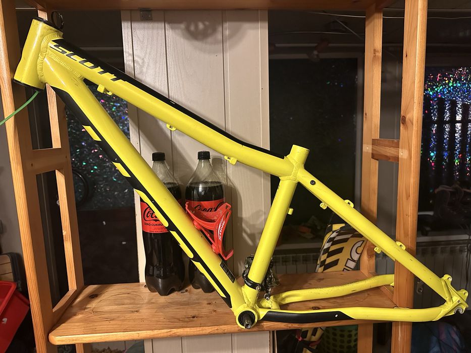 Rama Scott Scale Junior