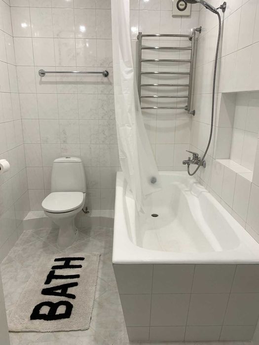 Двокімнатна квартира в центрі - завжди зі світлом !!!