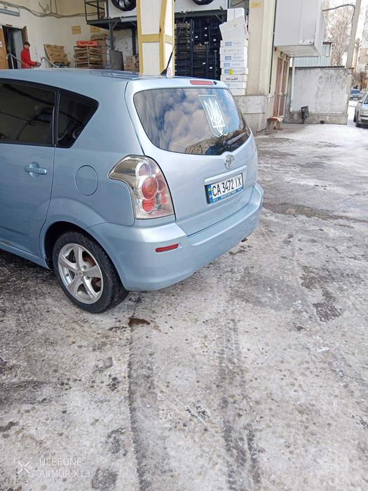 Продам Toyota Corolla Verso 2004