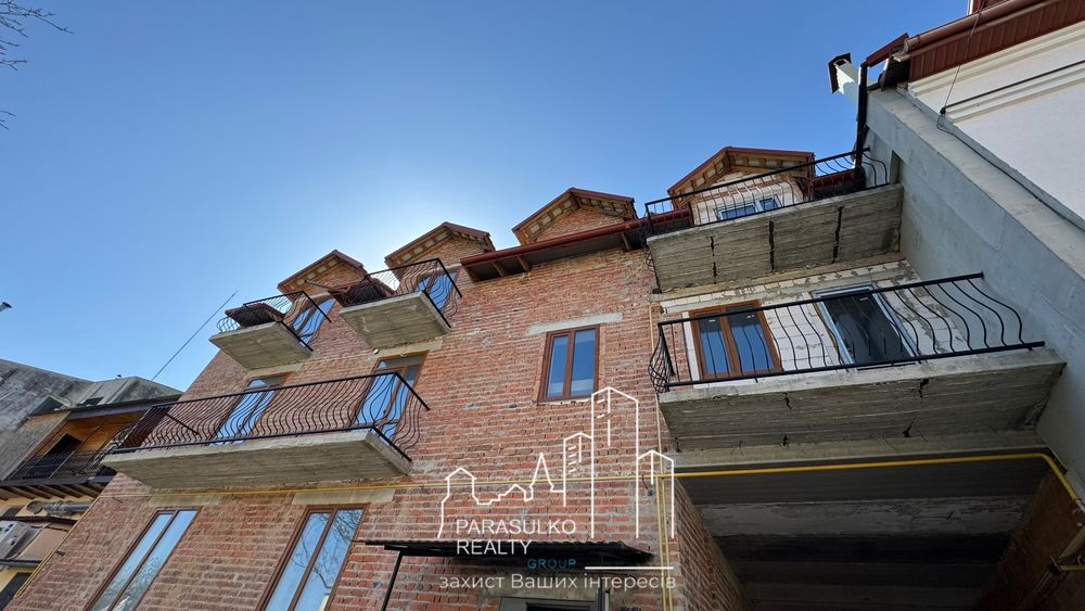 Продам 2- окімнатну квартиру в старому місті