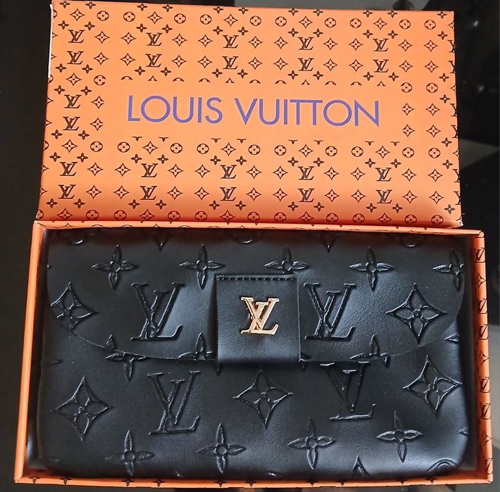 Portfel-torebka Louis Vuitton z pudełkiem
