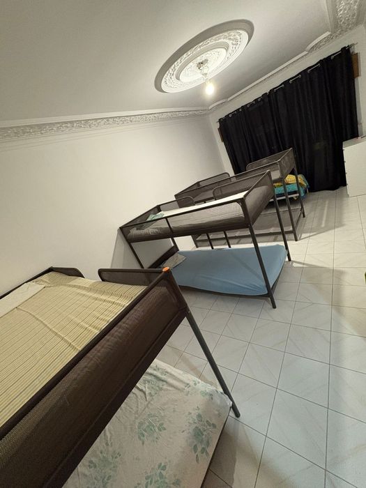 Arrendo quartos compartilhados, t3  com dois alevadores!