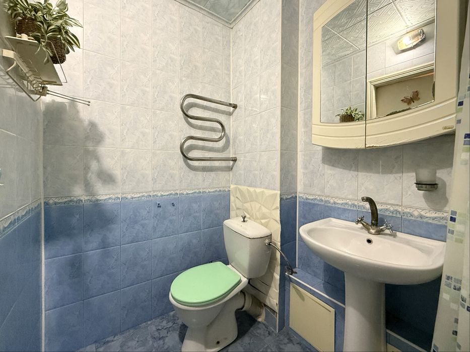 Продаж 1 кім квартири Лісний,Поповича Космонавта,18