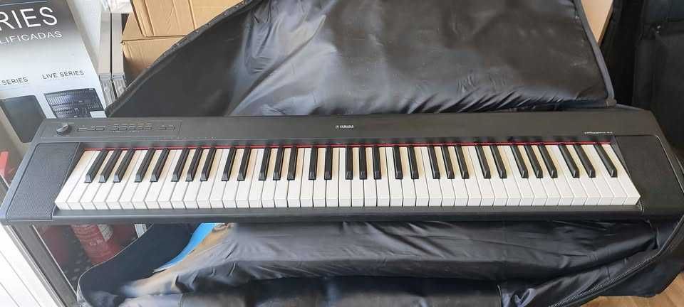 Yamaha Piaggero NP-32 76 teclas bom estado
