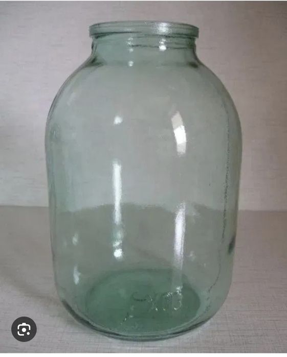 Банки 3-х литровые 5 грн 1 шт