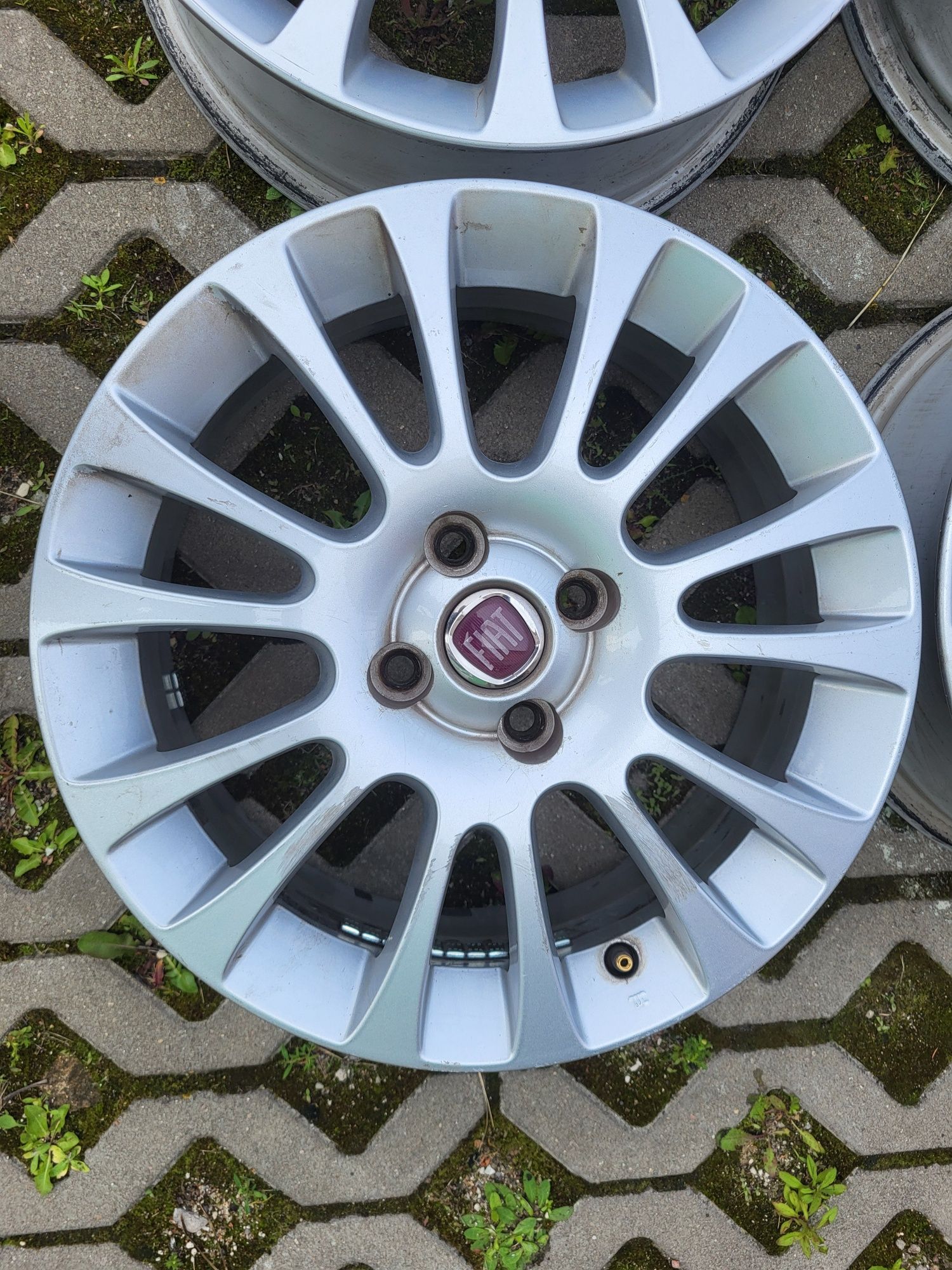 Felgi Grande Punto i Evo 4x100 16"