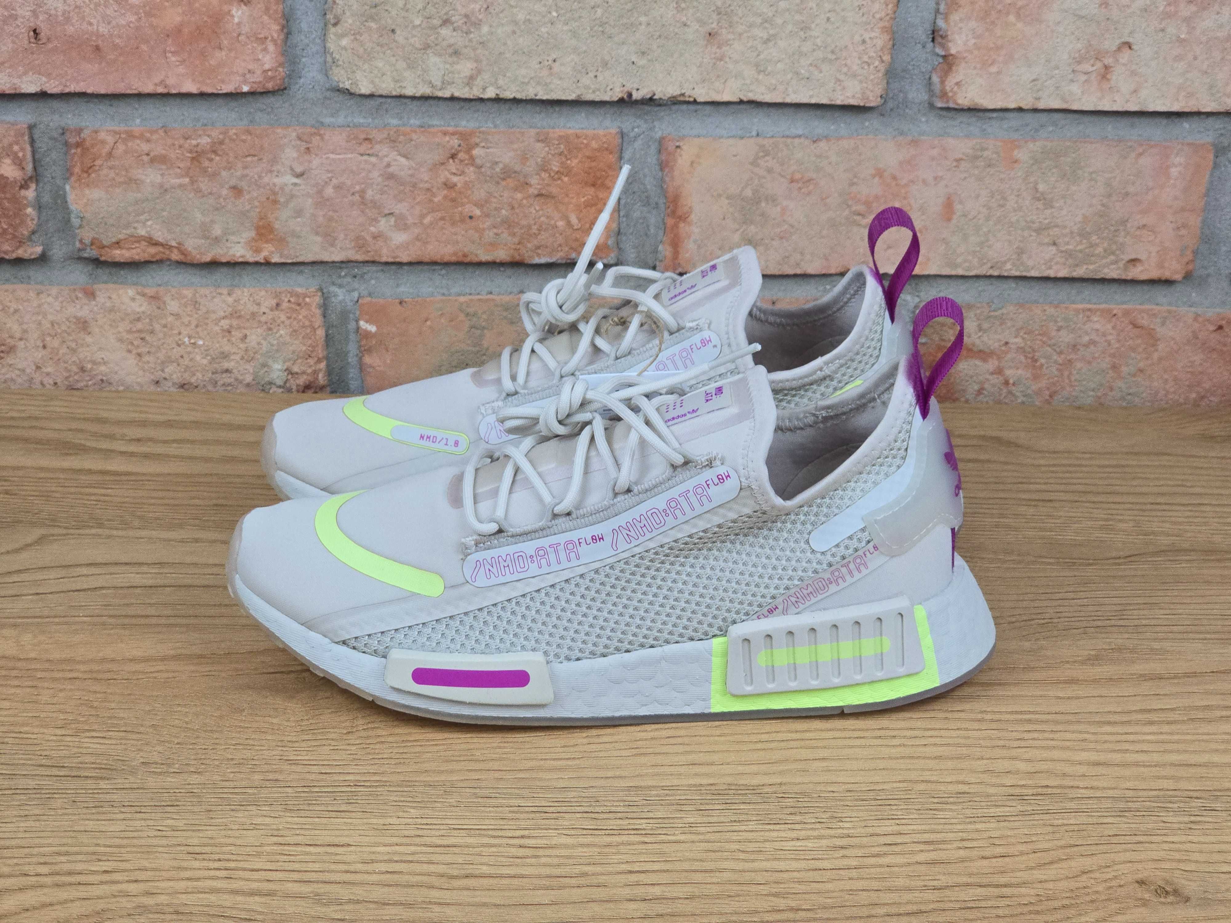 Nowe oryginalne buty Adidas NMD R1 Spectoo 40 2/3 25,5cm.