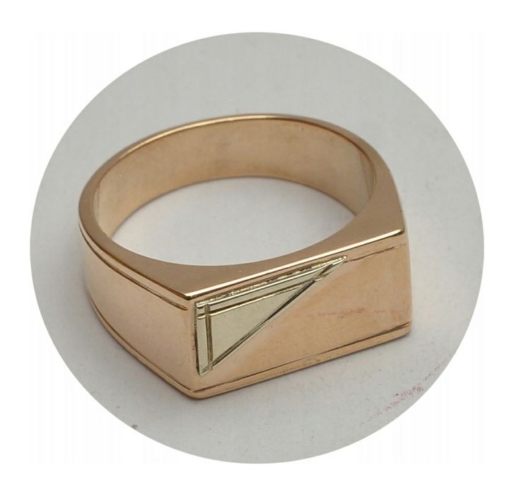 Złoty sygnet pr. 585