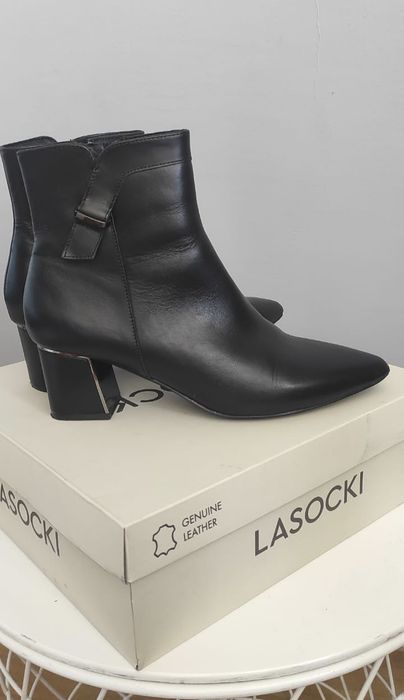 Botki skórzane Lasocki eleganckie 40 stan idealny