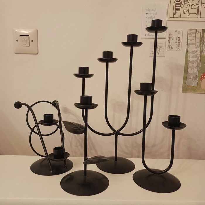 Komplet 4 czarnych świeczników + 4 lampki oliwne