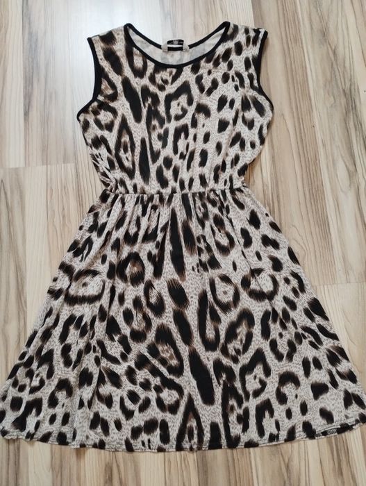 Sukienka panterka M,bdb