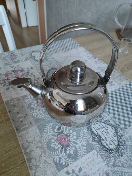 Imbryk do parzenia herbaty i ziół