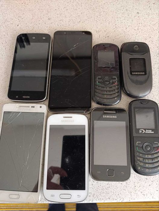 Телефоны на запчасти, нерабочие ,цена 300 грн
