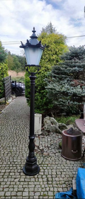 Art deco,wysoka latarnia do ogrodu,wys.235 cm.