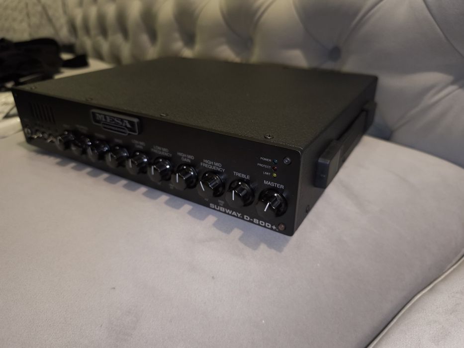 Mesa Boogie Subway D-800+  Bass amp