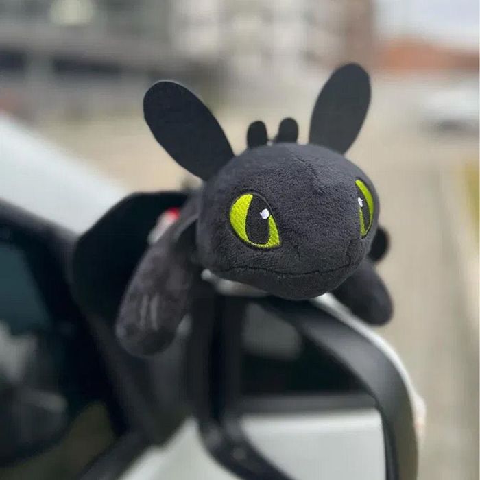 Іграшка на машину Дракон Беззубик 30см, з кріпленням на поверхню