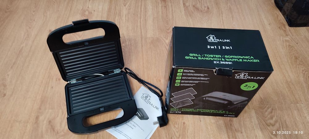 EXTRALINE opiekacz, toster, gofrownica 3W1