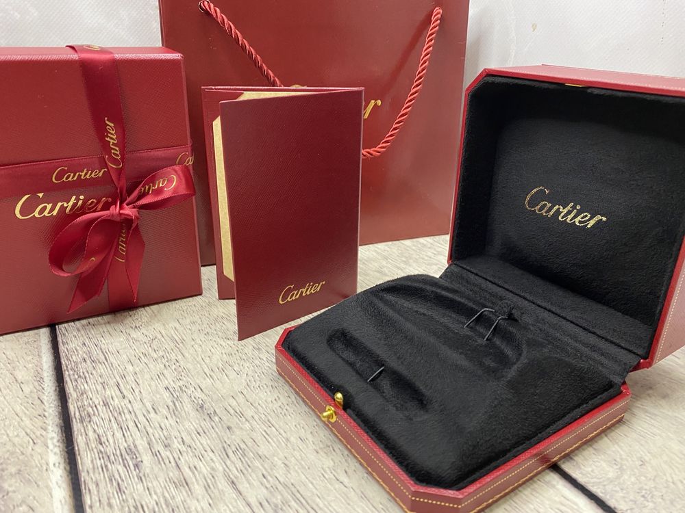 Фирменный коробок Cartier Love Картье для браслета Лав.