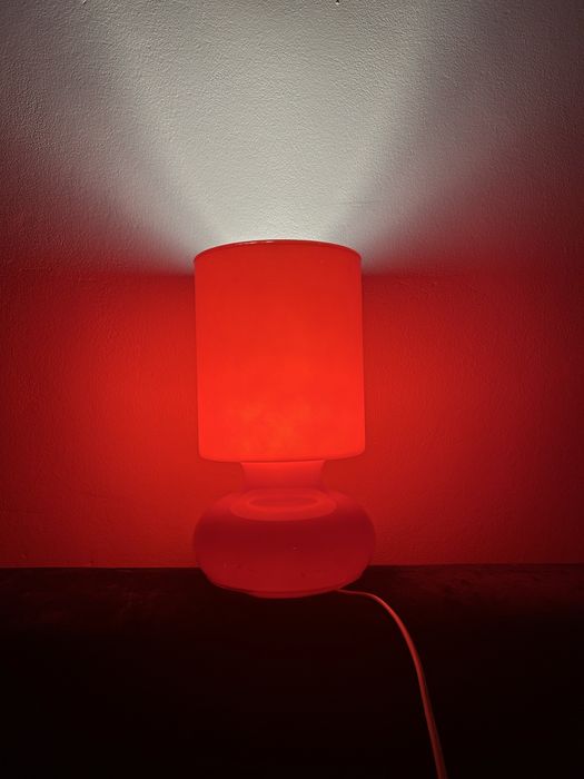 Ikea lykta czerwona lampa