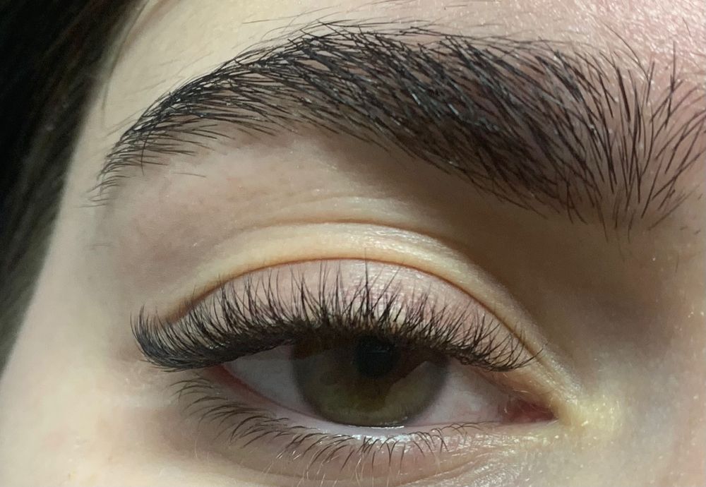 Нарощування вій,оформлення та фарбування брів,ламінування брів/вій