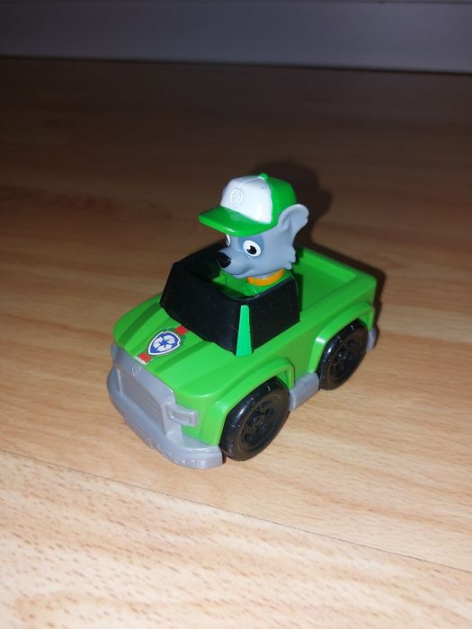 Figurka z autkiem Rocky Psi Patrol