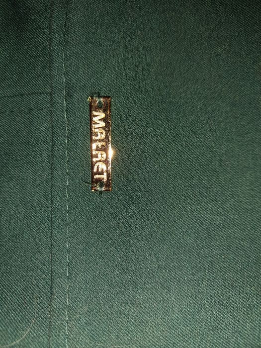 Спідниця можна для школи.