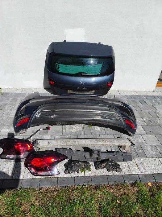 Citroen DS4 klapa tył pokrywa bagażnika zderzak belka lampy pdc KGN