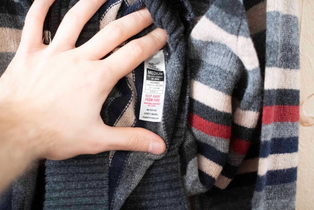 Stylowy sweter golf Dunnes w paski rozmiar M klasyczny zimowy męski