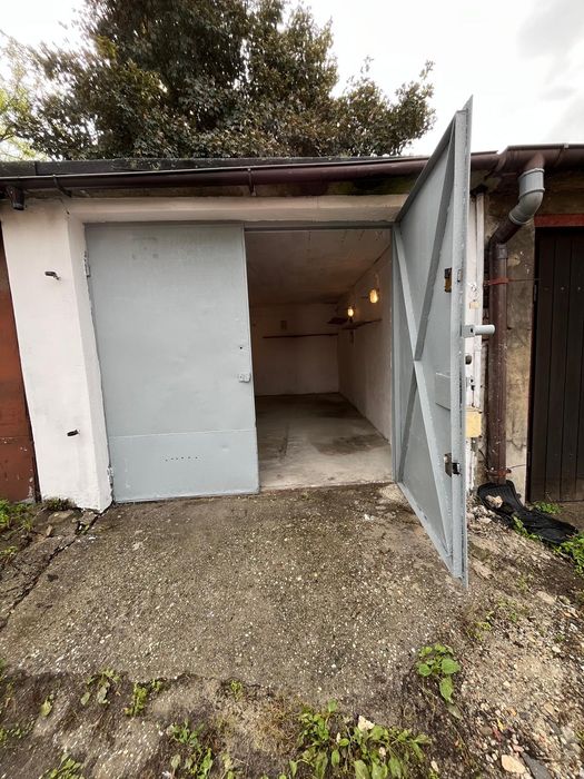 Garaż na wynajem w Chorzowie