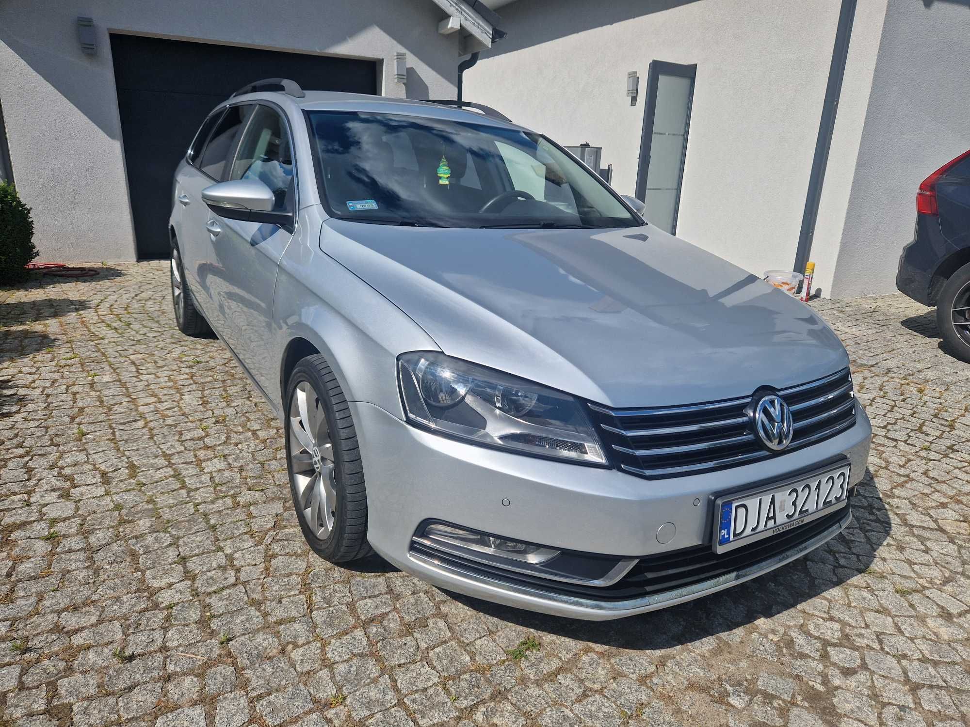 VW Passat - automat