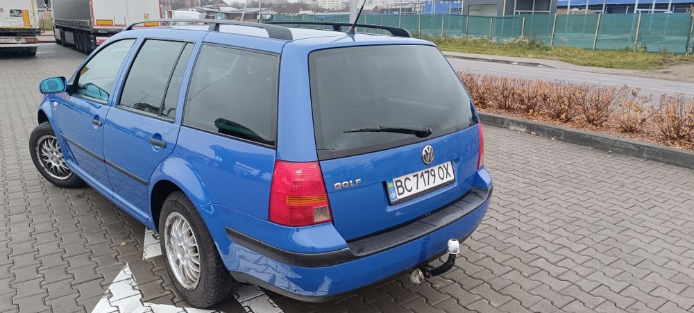 Volkswagen golf 4