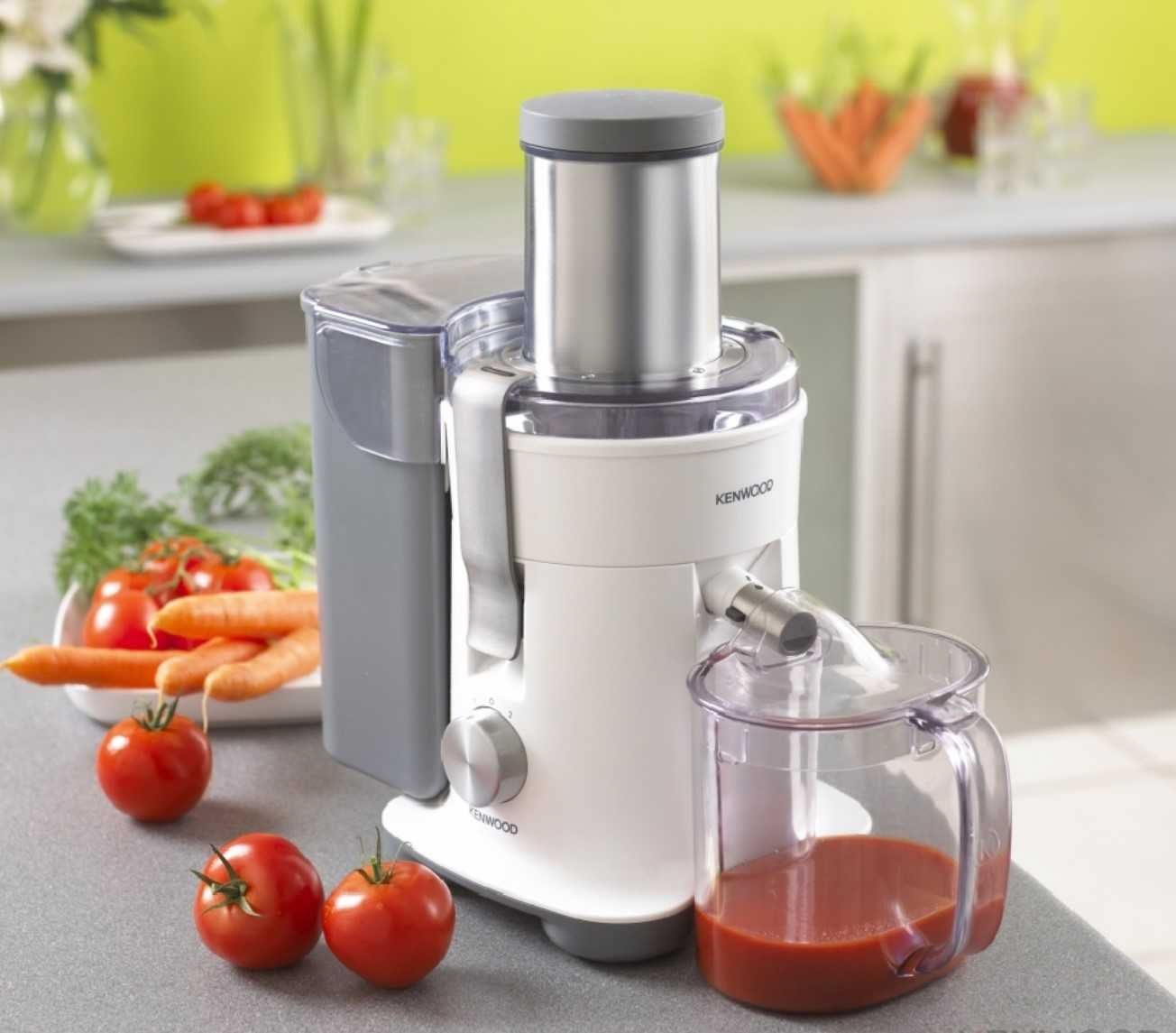 Соковитискач соковижималка відцентрова  Kenwood JE 730