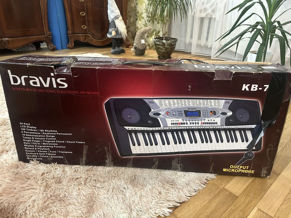 Синтезатор Bravis