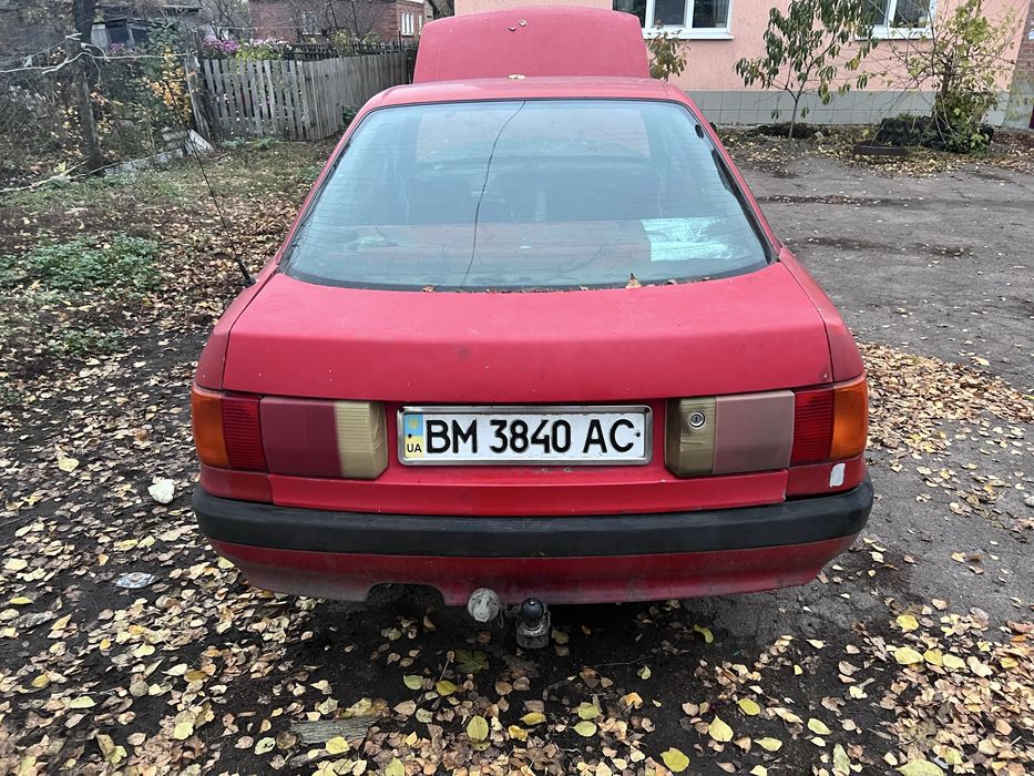 Продам бампер задній , скло заднє бу ауді 80