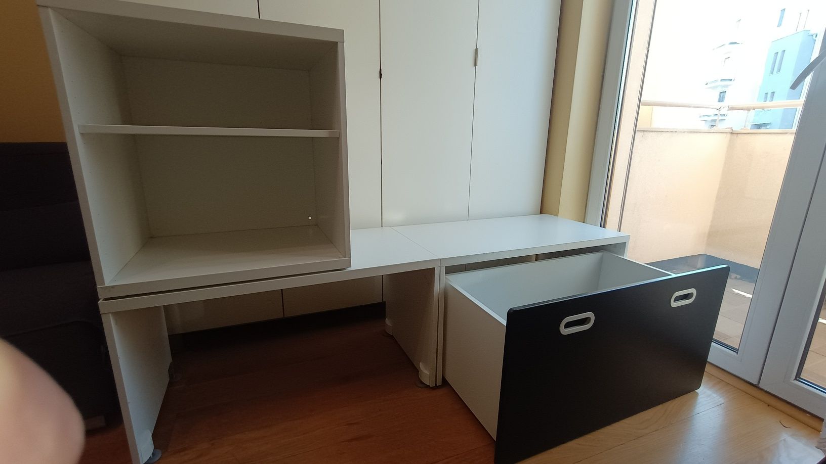Zestaw mebeli do pokoju dziecięcego. Ikea  Stuva