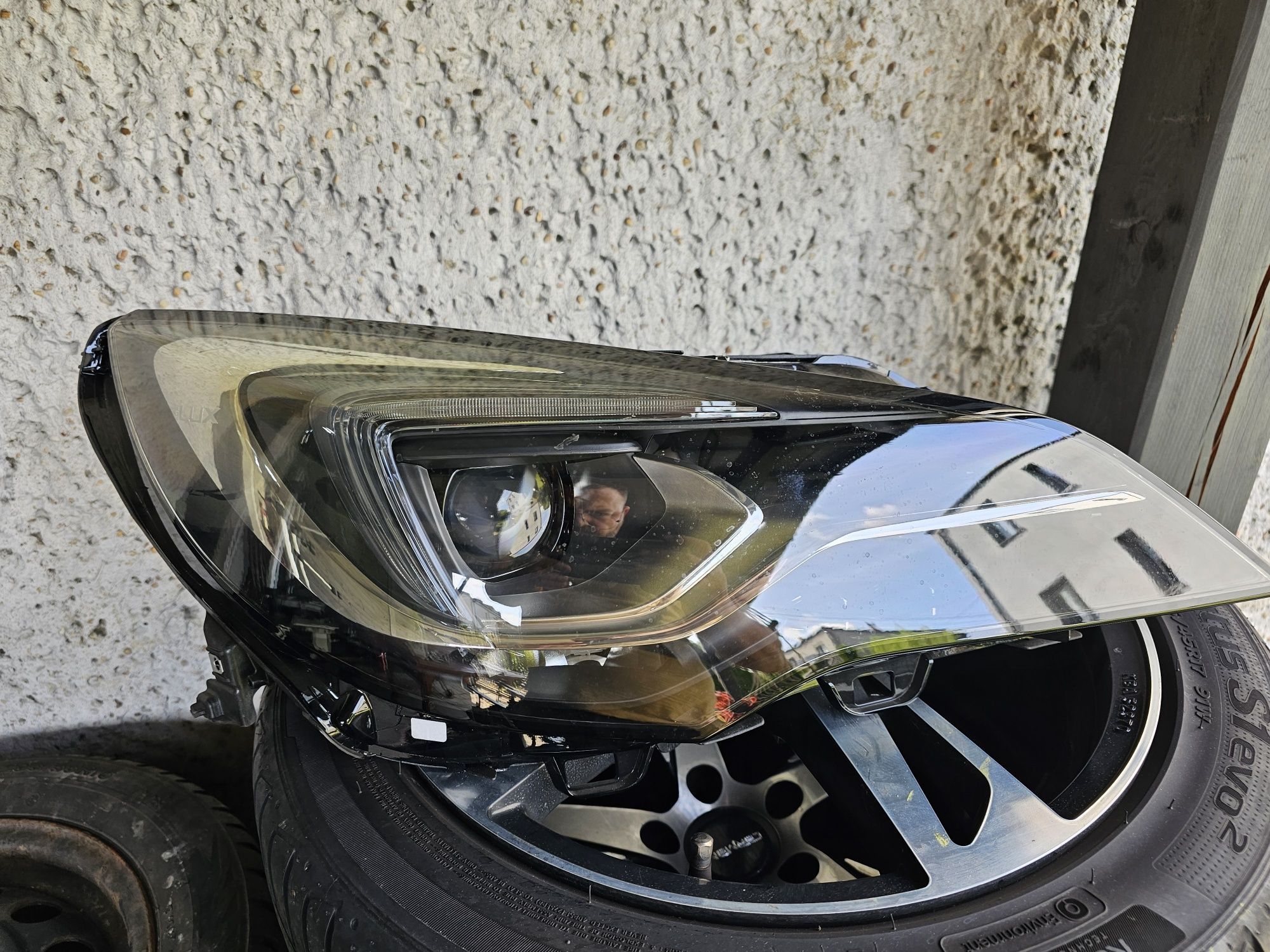 Lampa LED prawy przód Opel Astra K