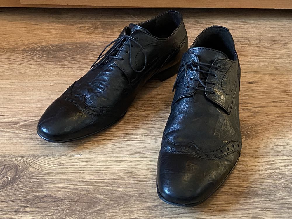 Męskie czarne butu włoskiej marki Vero Cuoio w doskonałym stanie