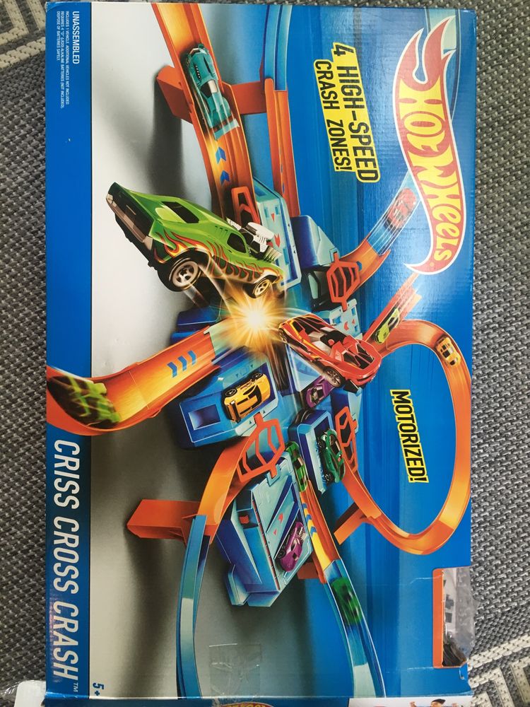 Hot Wheels Criss Cross Crash