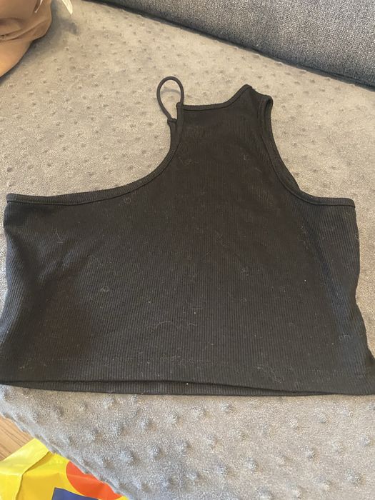 6. Top czarny rozm 36