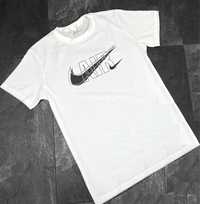 Чоловіча брендова футболка Nike Air