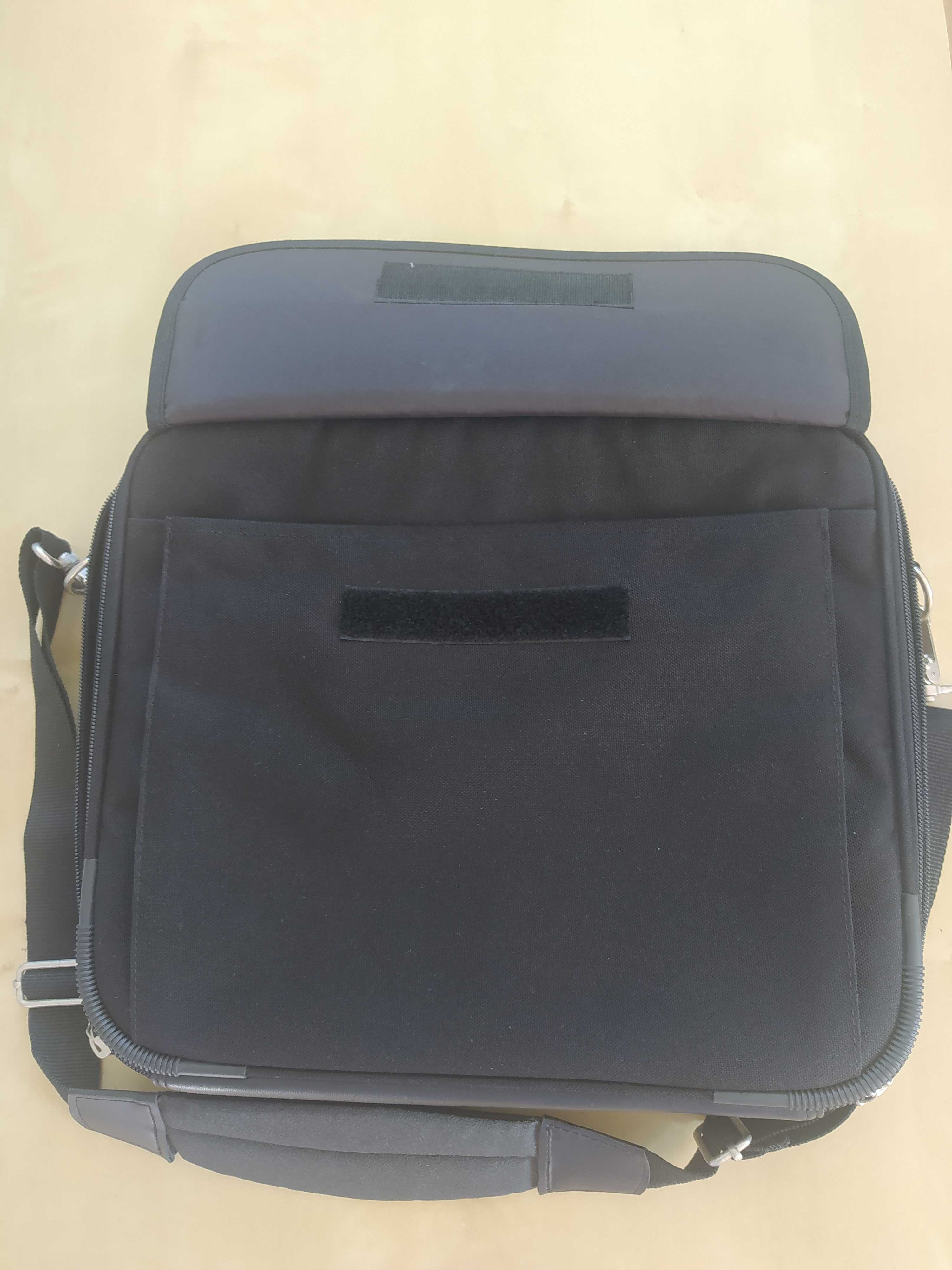 Torba na laptopa firmy American Tourister