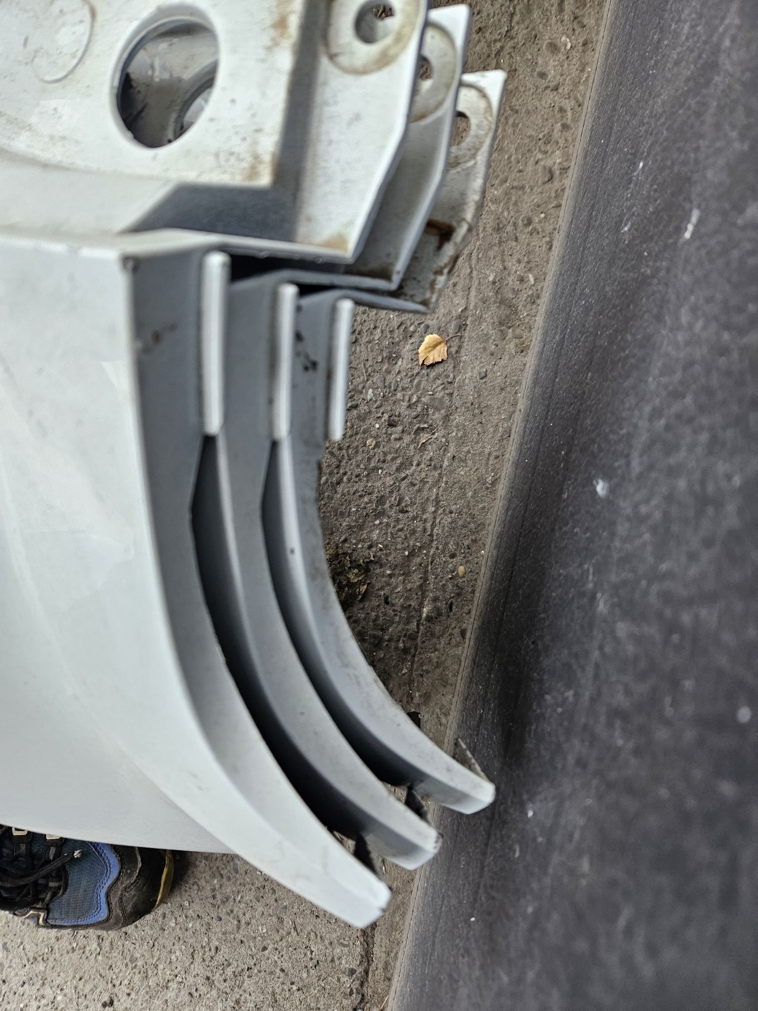 Dacia Duster II Zderzak Tył 17+